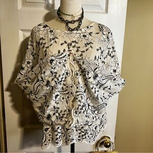 Karen Kane Wms Sheer Mesh Floral Embroidery Bell Sleeve Boho Fairy Artsy Top XL